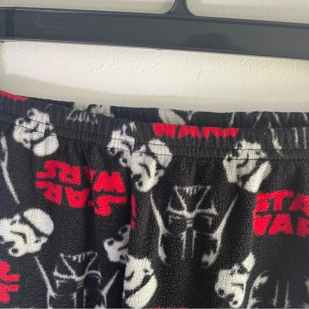 Star Wars Fleece Pajama Pants Size 7 Features Darth Vader - Picture 3 of 6